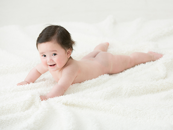 はだかの赤ちゃん