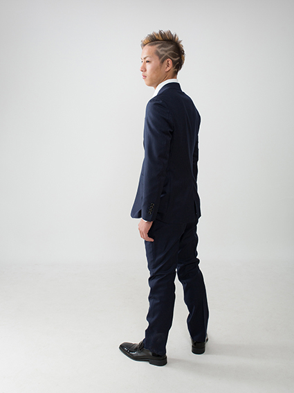 男の成人式，スーツ