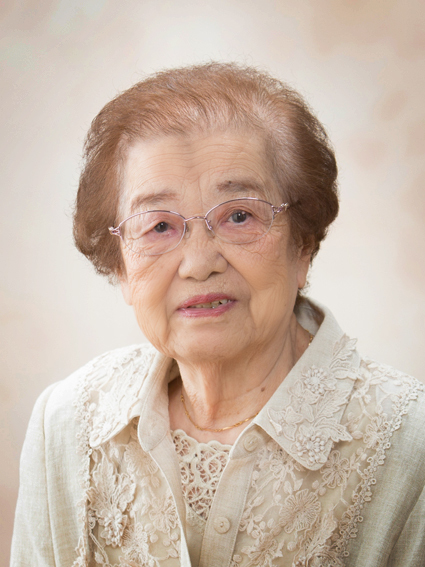 生前遺影のお写真は早島の佐藤写真館へお任せください